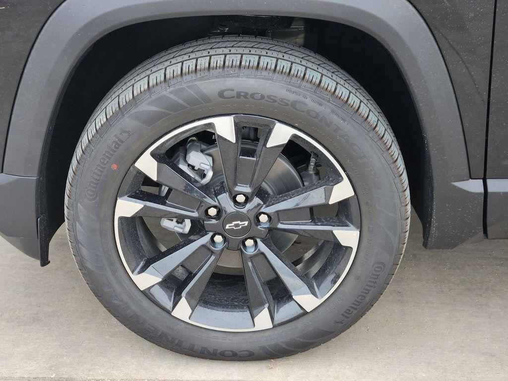 new 2026 Chevrolet Equinox car, priced at $37,835