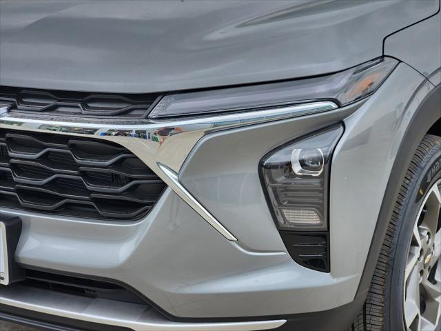 new 2025 Chevrolet Trax car, priced at $25,485