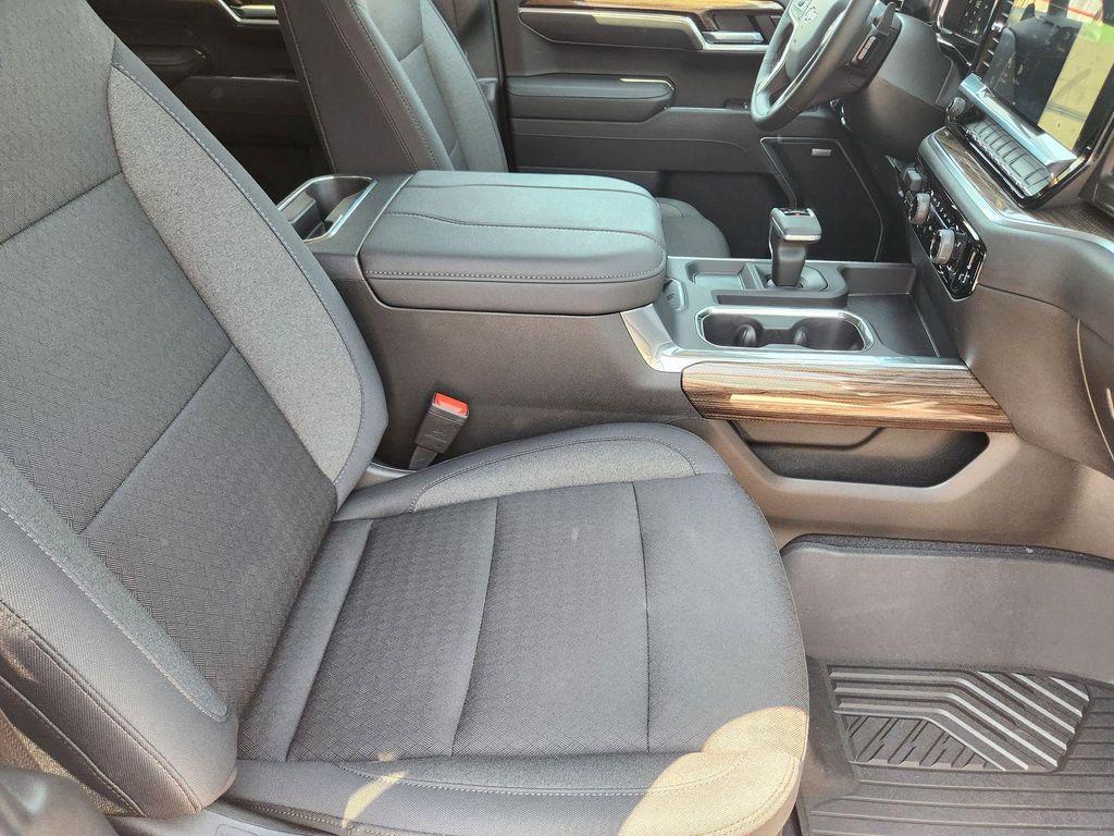 new 2026 Chevrolet Silverado 1500 car, priced at $60,985