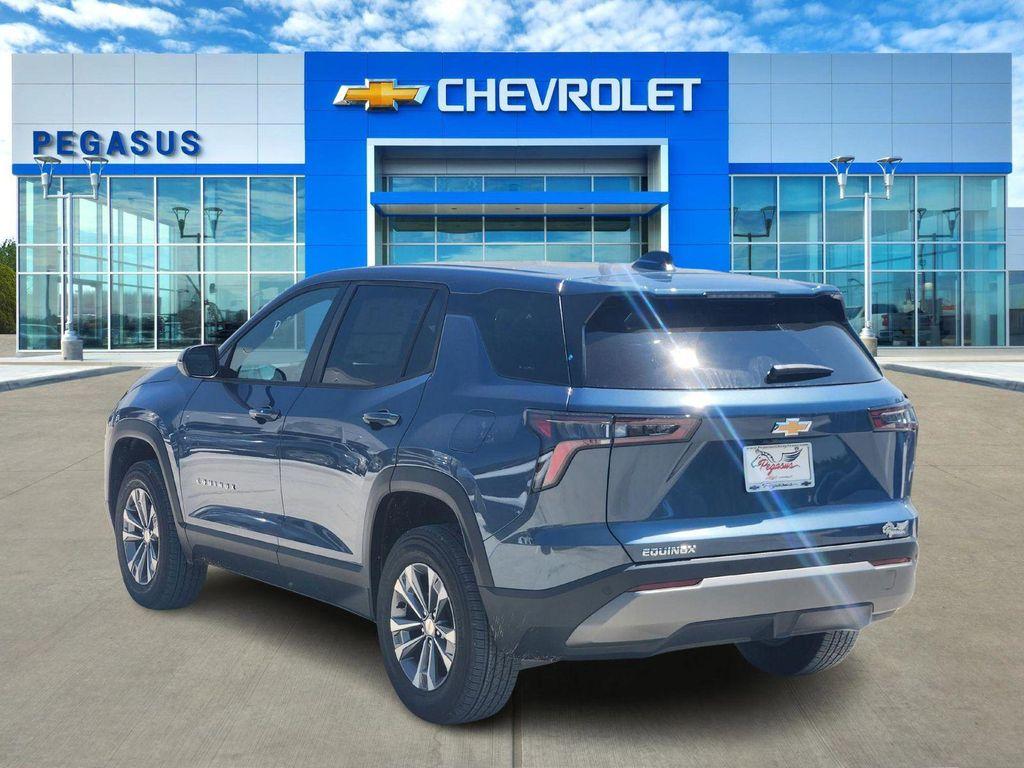 new 2026 Chevrolet Equinox car, priced at $30,495