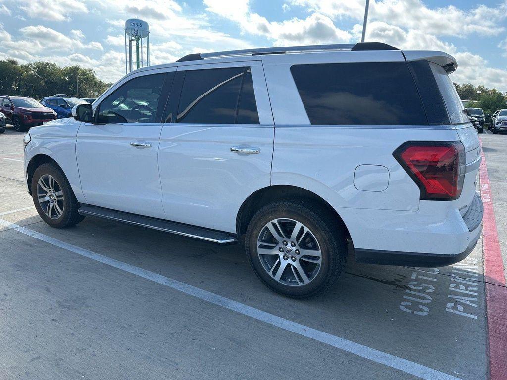 used 2023 Ford Expedition car, priced at $40,352