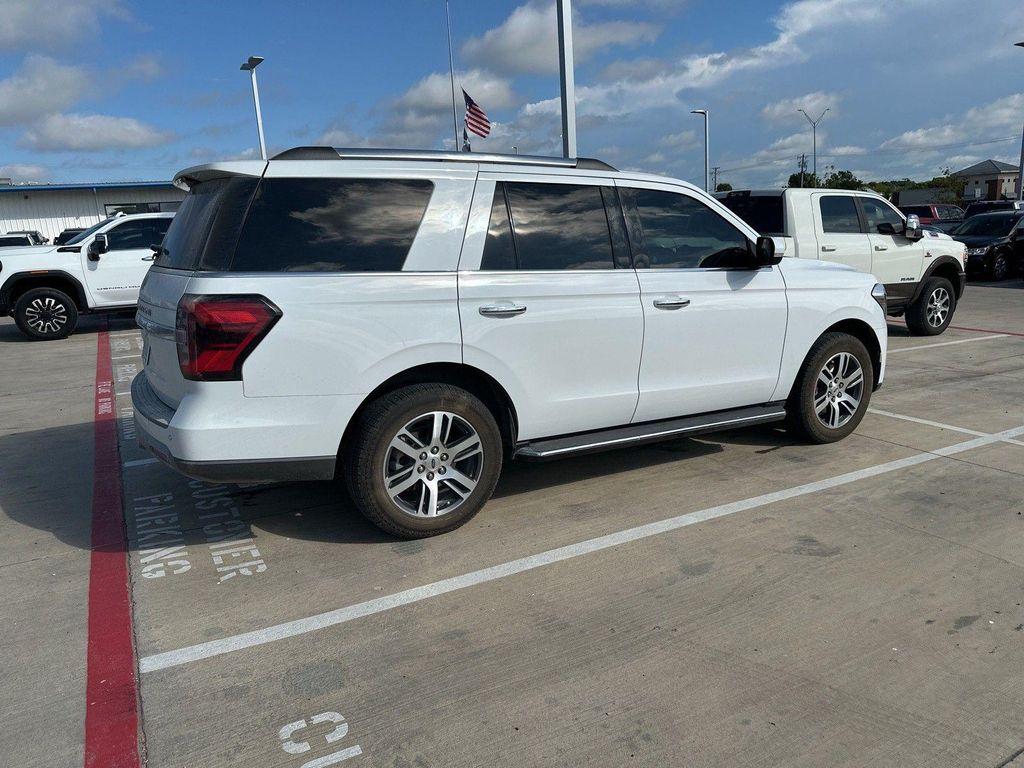 used 2023 Ford Expedition car, priced at $40,352