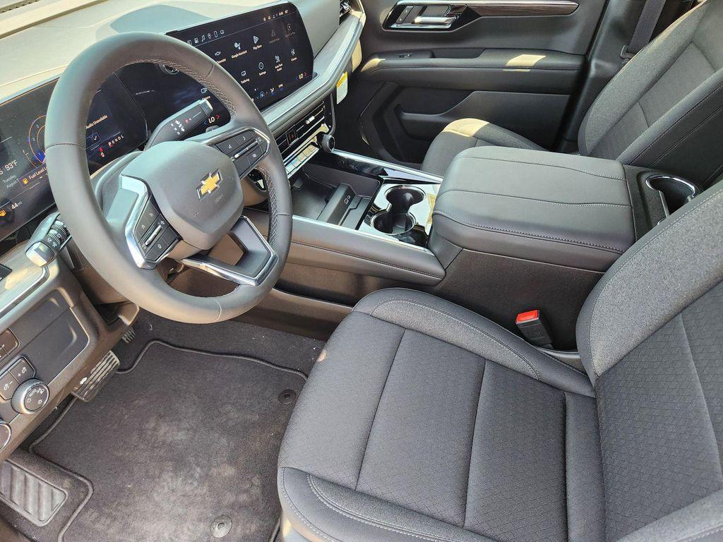 new 2025 Chevrolet Suburban car, priced at $66,445