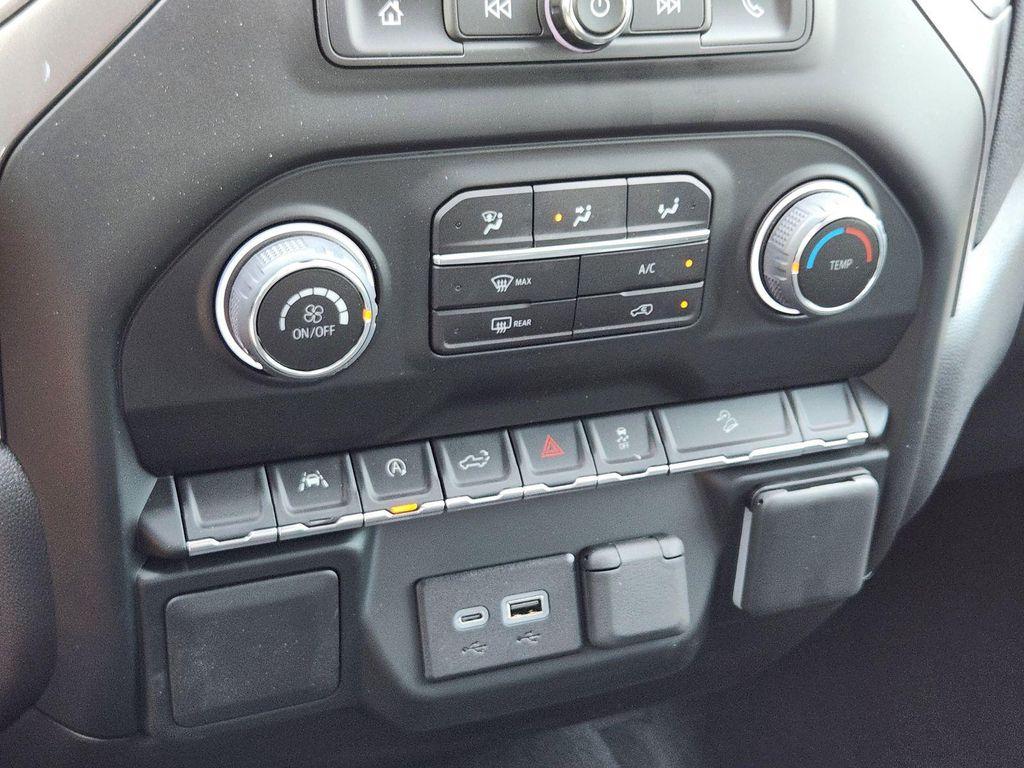 new 2025 Chevrolet Silverado 1500 car, priced at $51,174