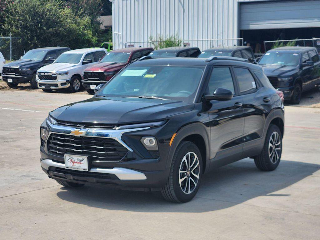 new 2026 Chevrolet TrailBlazer car, priced at $29,075
