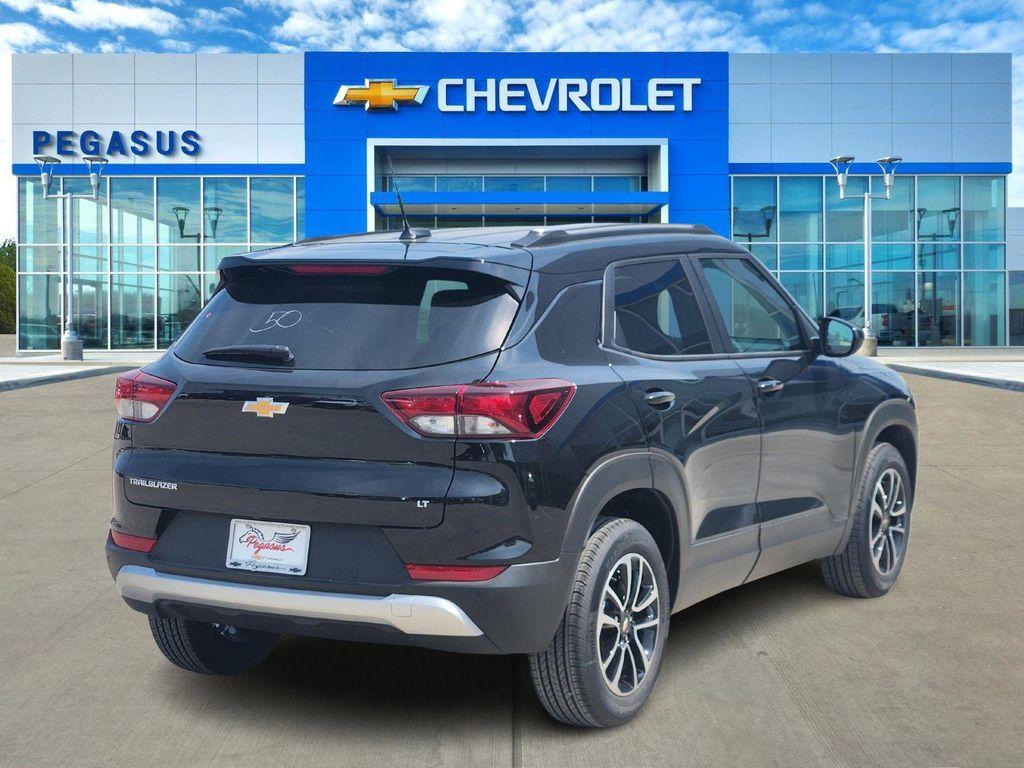 new 2026 Chevrolet TrailBlazer car, priced at $29,075