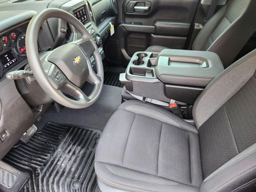 new 2025 Chevrolet Silverado 1500 car, priced at $47,665
