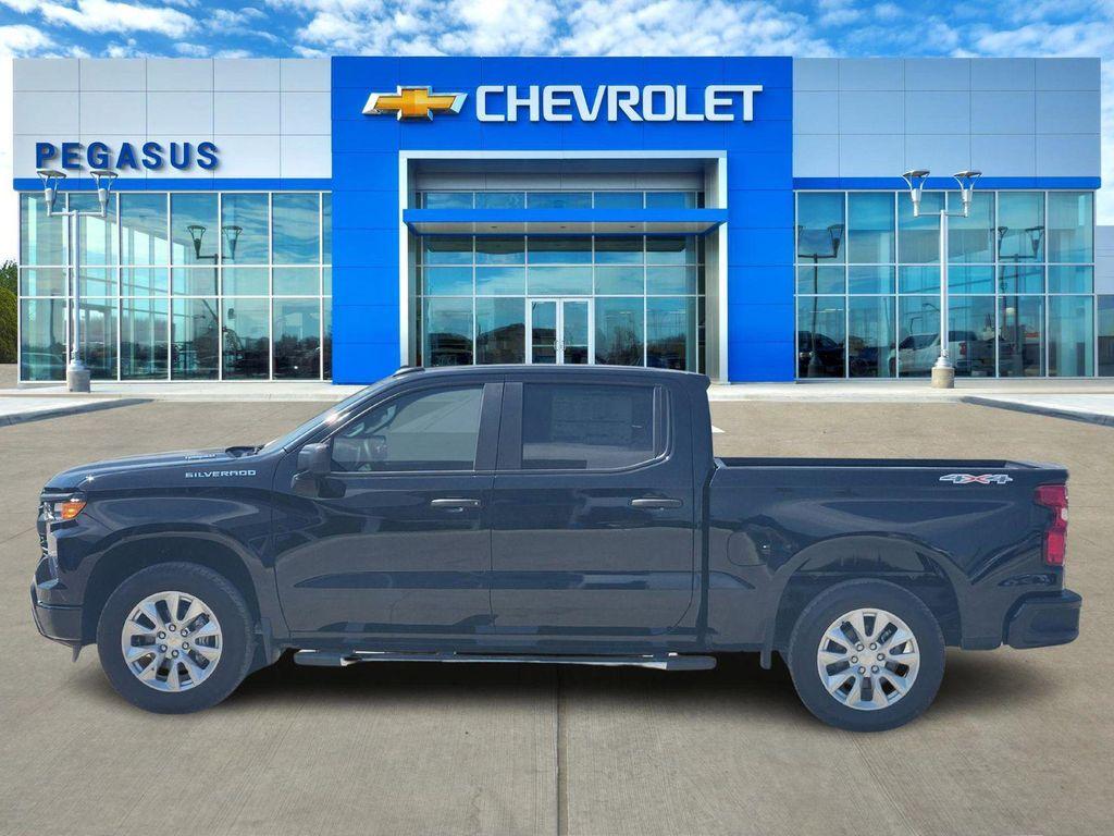new 2025 Chevrolet Silverado 1500 car, priced at $47,665