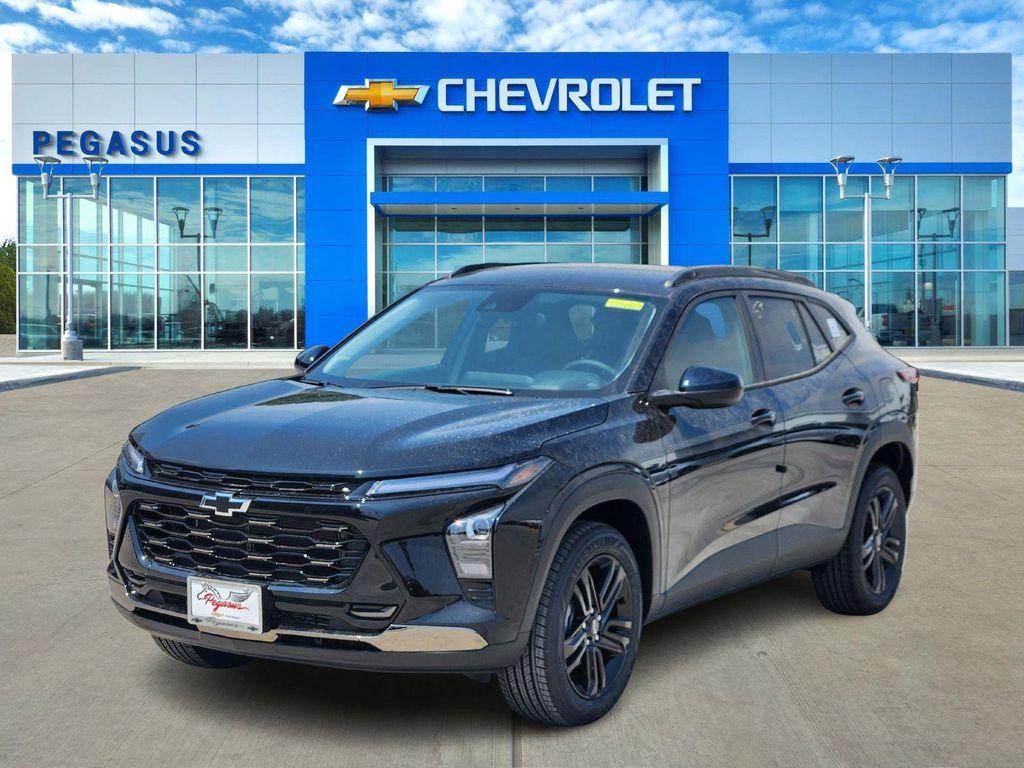 new 2025 Chevrolet Trax car, priced at $26,690