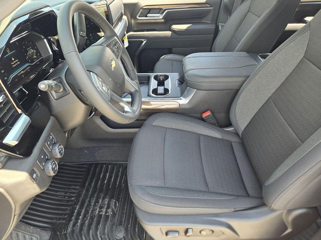 new 2025 Chevrolet Silverado 2500 car, priced at $72,956