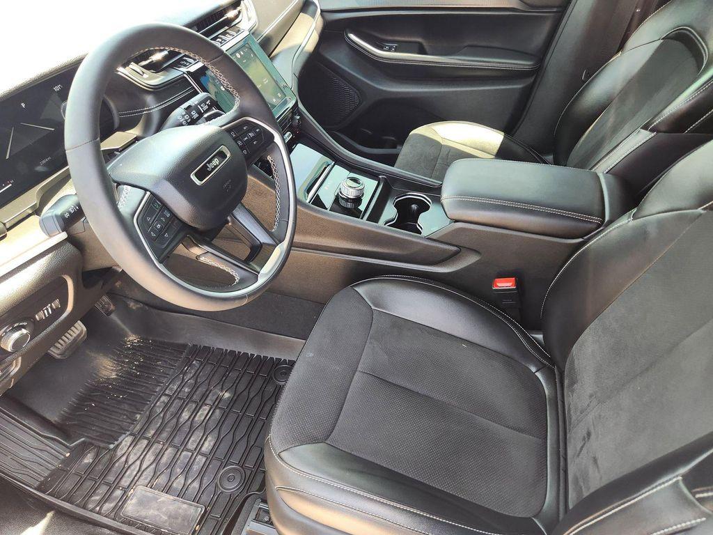 used 2024 Jeep Grand Cherokee L car, priced at $34,797