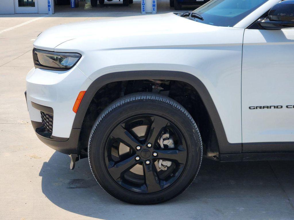 used 2024 Jeep Grand Cherokee L car, priced at $34,797