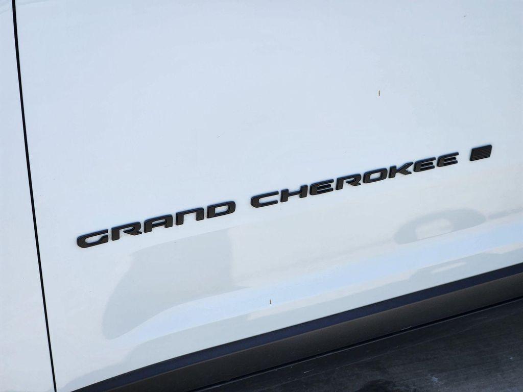 used 2024 Jeep Grand Cherokee L car, priced at $34,797