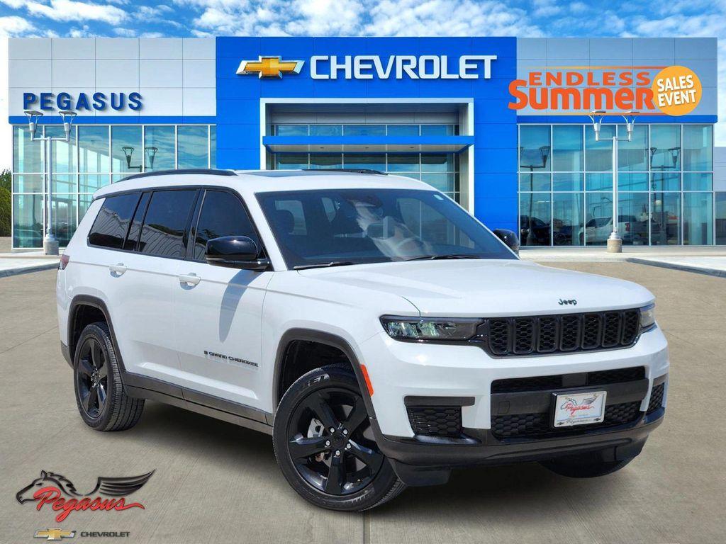 used 2024 Jeep Grand Cherokee L car, priced at $34,615
