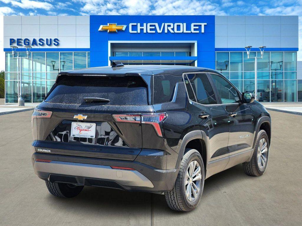 new 2026 Chevrolet Equinox car, priced at $30,495