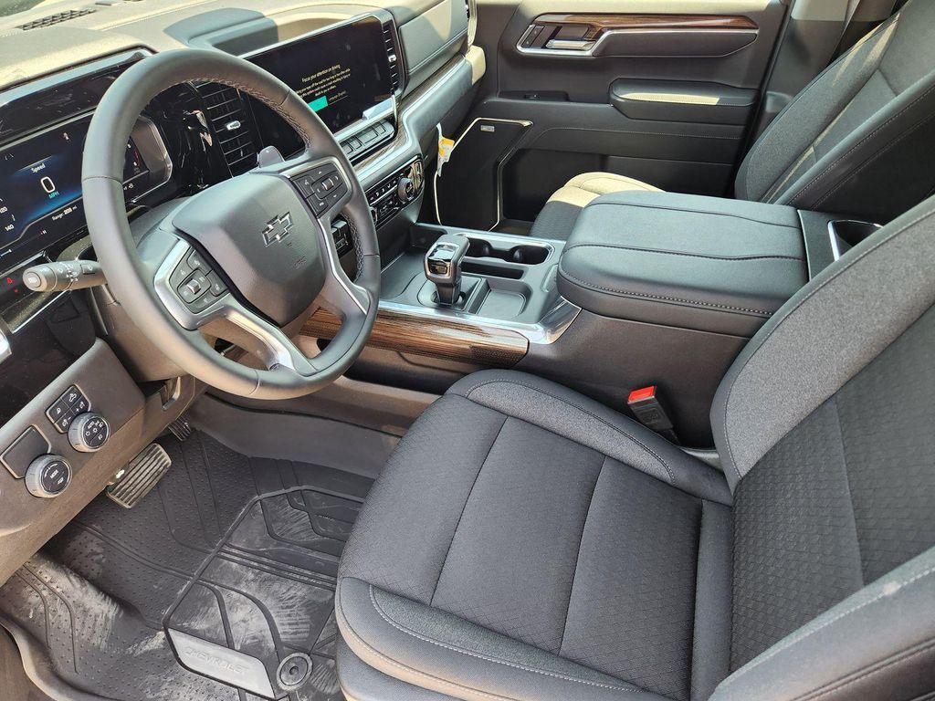 new 2025 Chevrolet Silverado 1500 car, priced at $59,354