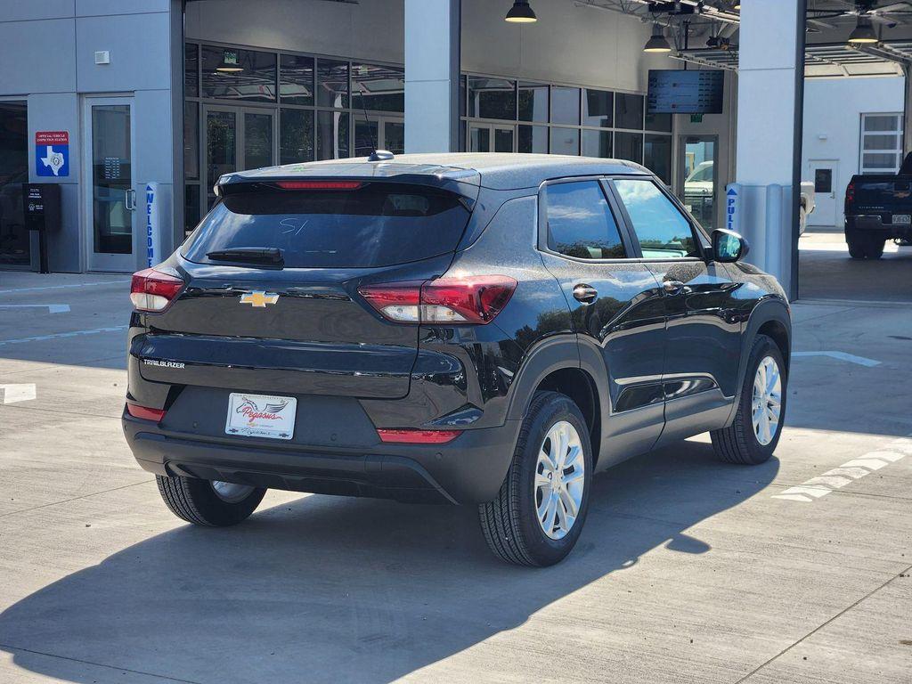 new 2026 Chevrolet TrailBlazer car, priced at $26,475