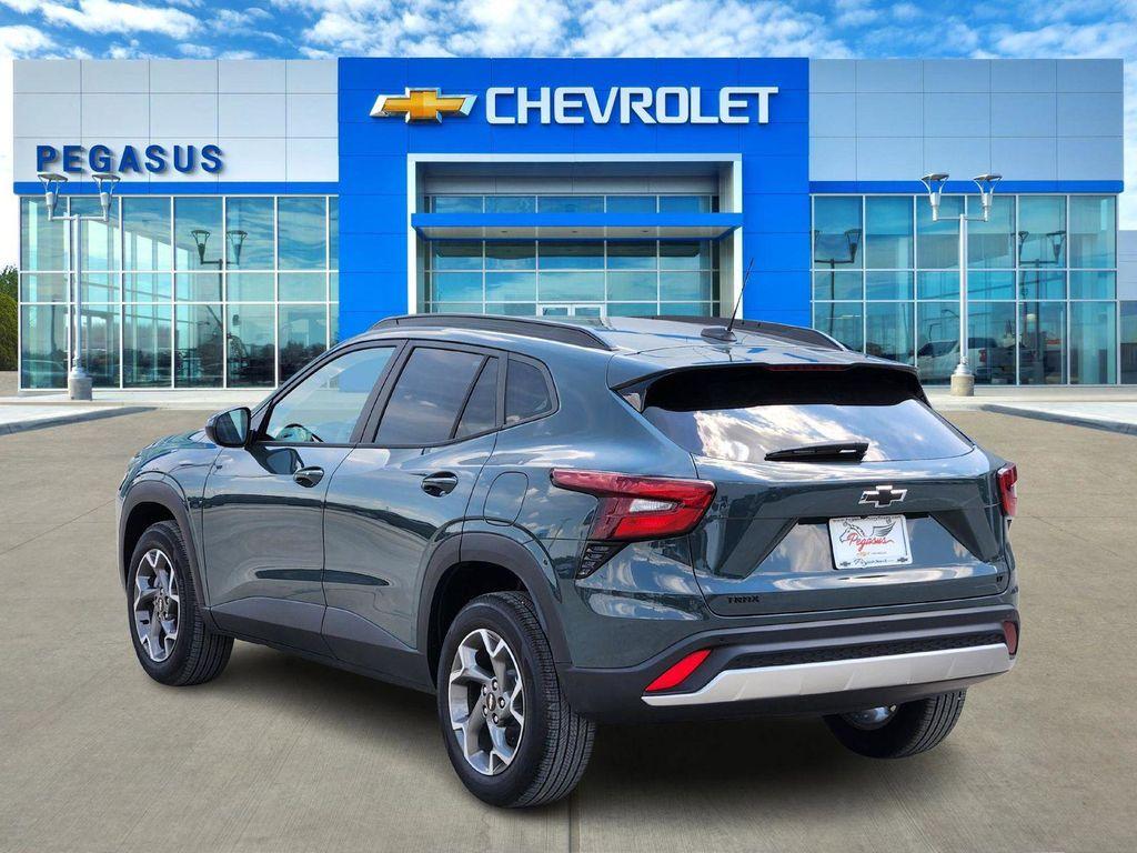 new 2025 Chevrolet Trax car, priced at $25,855