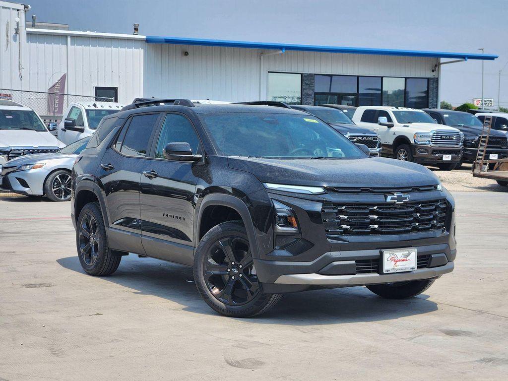 new 2026 Chevrolet Equinox car, priced at $31,040