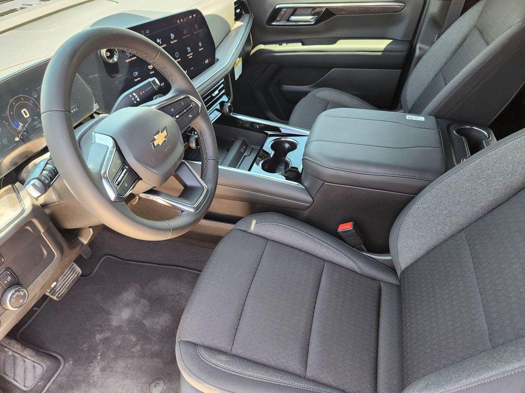 new 2025 Chevrolet Tahoe car, priced at $64,670