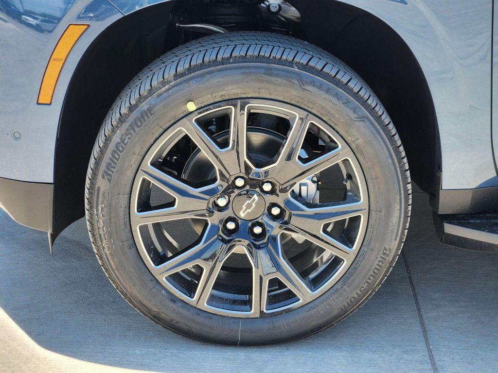 new 2025 Chevrolet Tahoe car, priced at $64,670