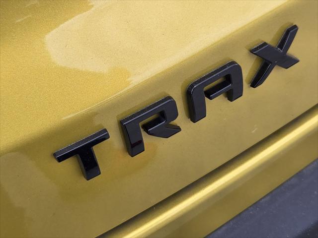 new 2025 Chevrolet Trax car, priced at $27,000