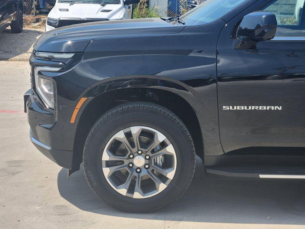 new 2025 Chevrolet Suburban car, priced at $62,445