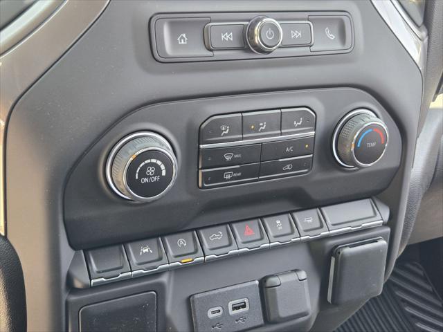 new 2025 Chevrolet Silverado 1500 car, priced at $40,016