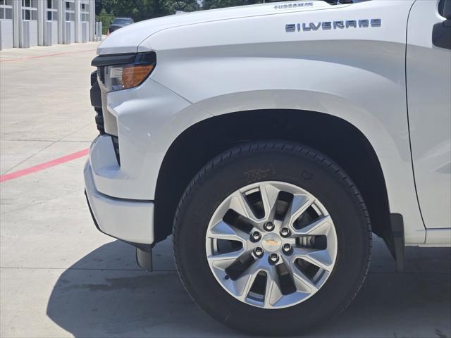 new 2025 Chevrolet Silverado 1500 car, priced at $40,016