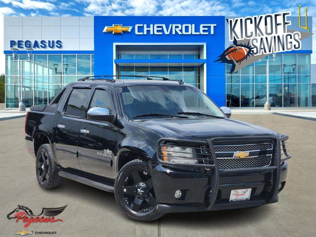 used 2011 Chevrolet Avalanche car, priced at $11,995