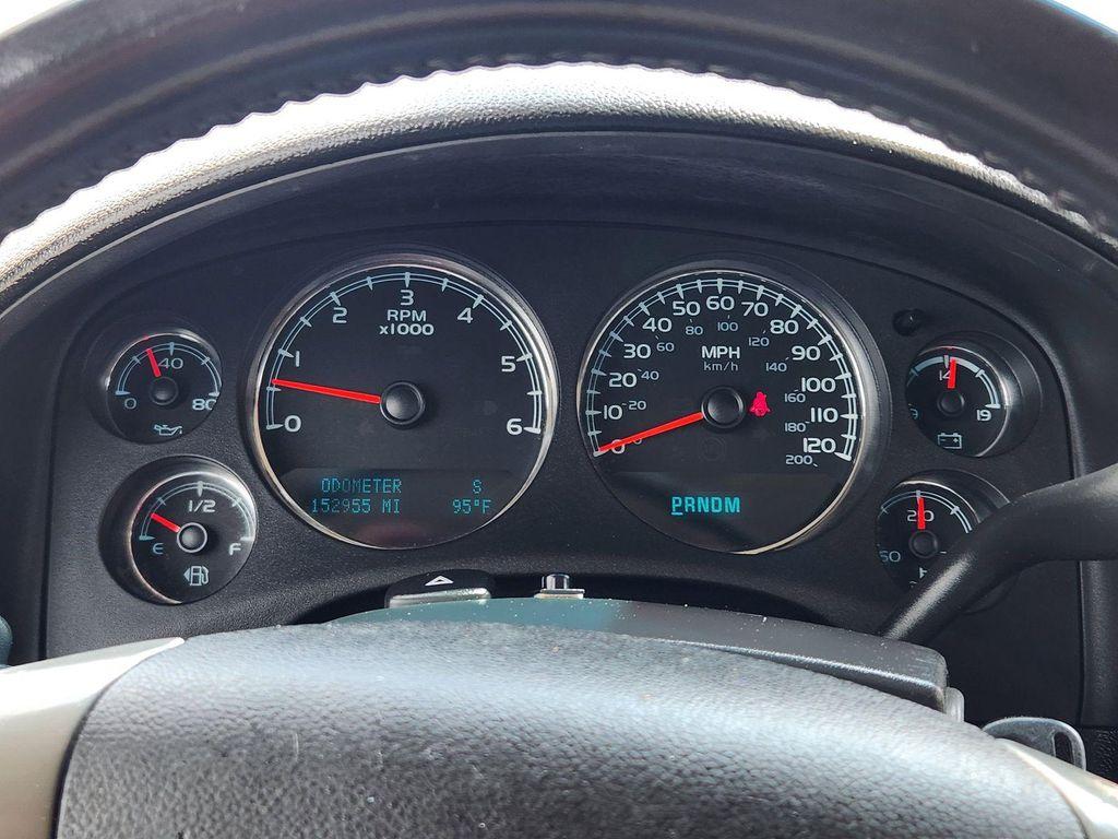 used 2011 Chevrolet Avalanche car, priced at $11,995