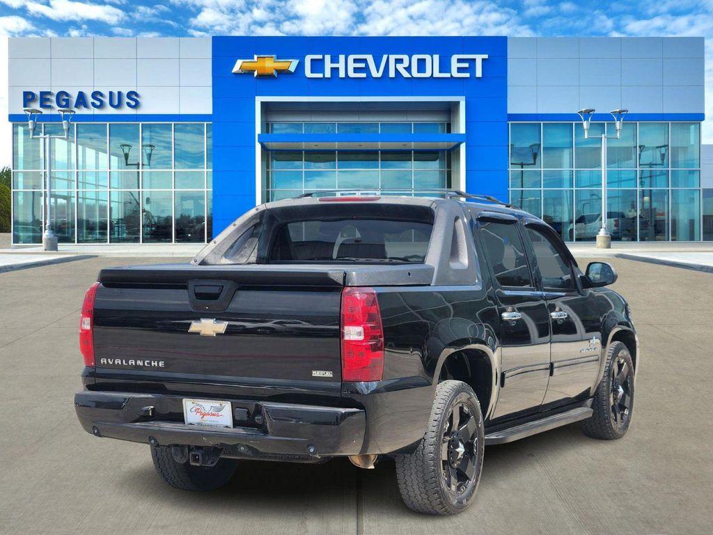 used 2011 Chevrolet Avalanche car, priced at $11,995