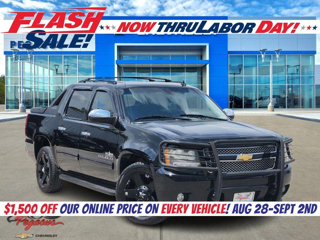 used 2011 Chevrolet Avalanche car, priced at $9,995