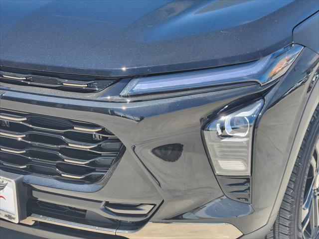 new 2025 Chevrolet Trax car, priced at $26,690