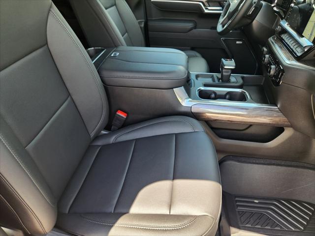 new 2025 Chevrolet Silverado 1500 car, priced at $67,580