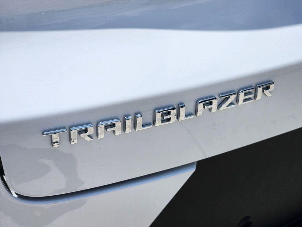 new 2026 Chevrolet TrailBlazer car, priced at $25,875