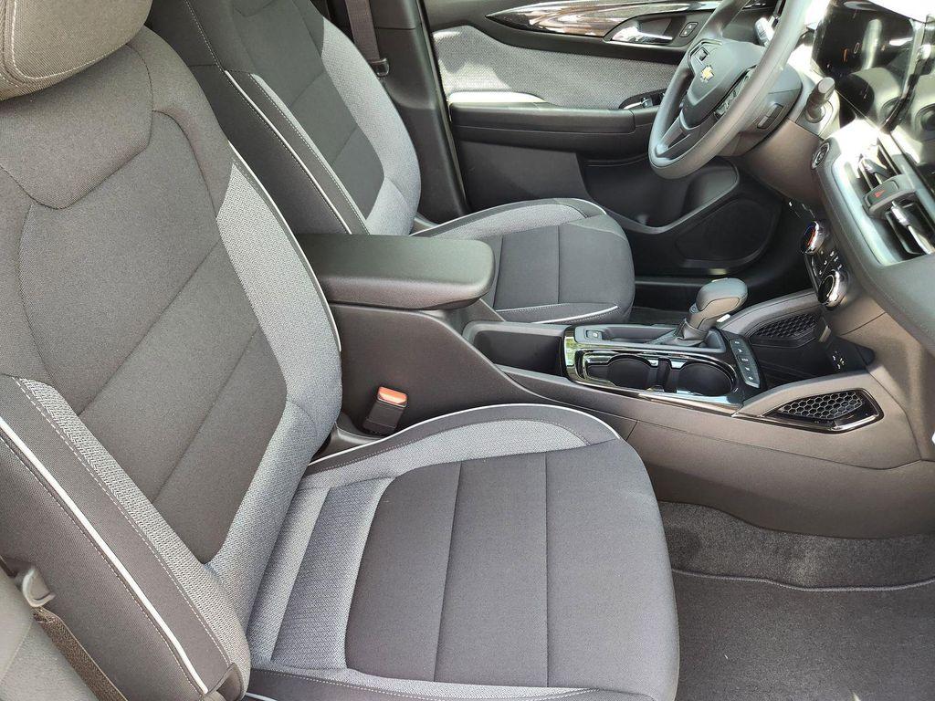 new 2026 Chevrolet TrailBlazer car, priced at $25,875