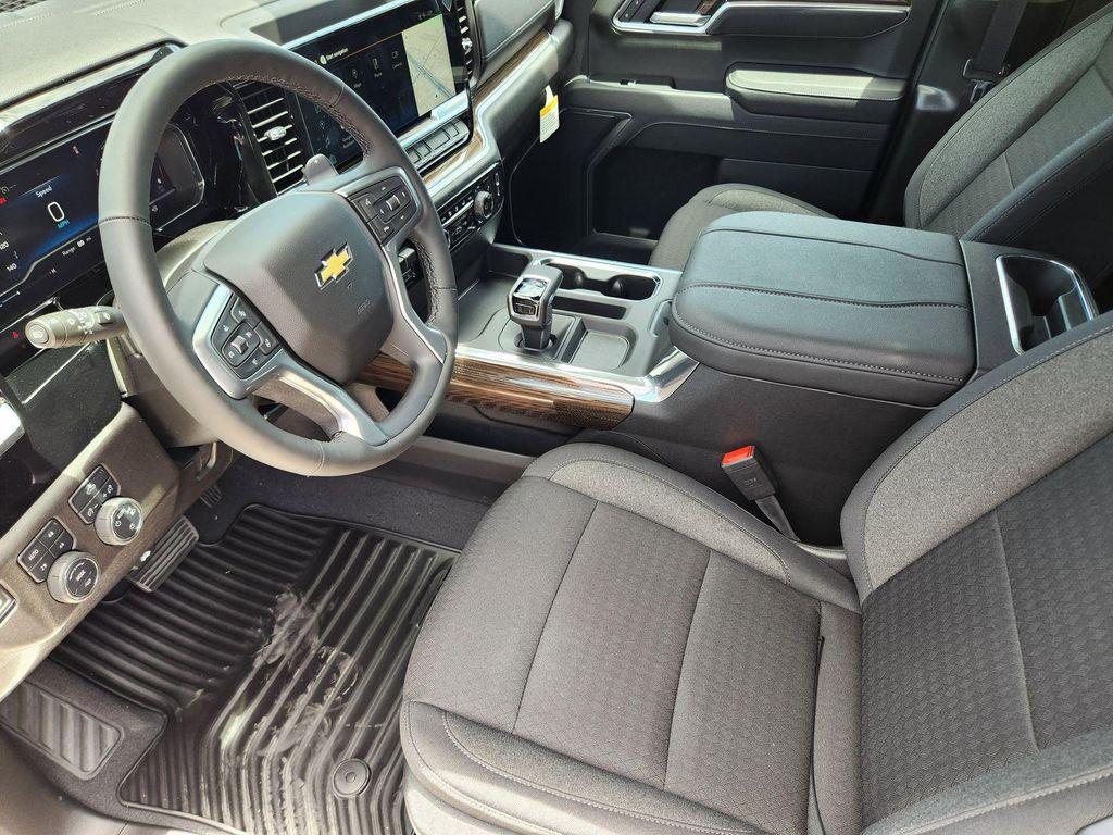 new 2025 Chevrolet Silverado 1500 car, priced at $55,605
