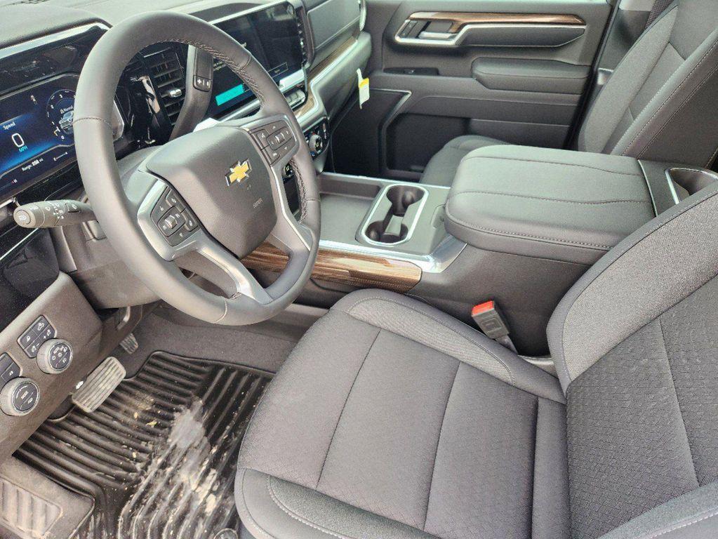 new 2025 Chevrolet Silverado 2500 car, priced at $74,000