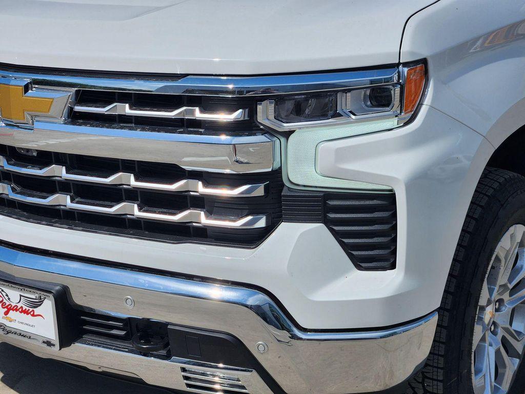 new 2026 Chevrolet Silverado 1500 car, priced at $70,040