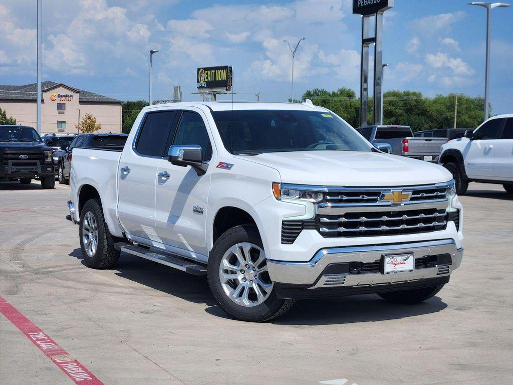 new 2026 Chevrolet Silverado 1500 car, priced at $70,040