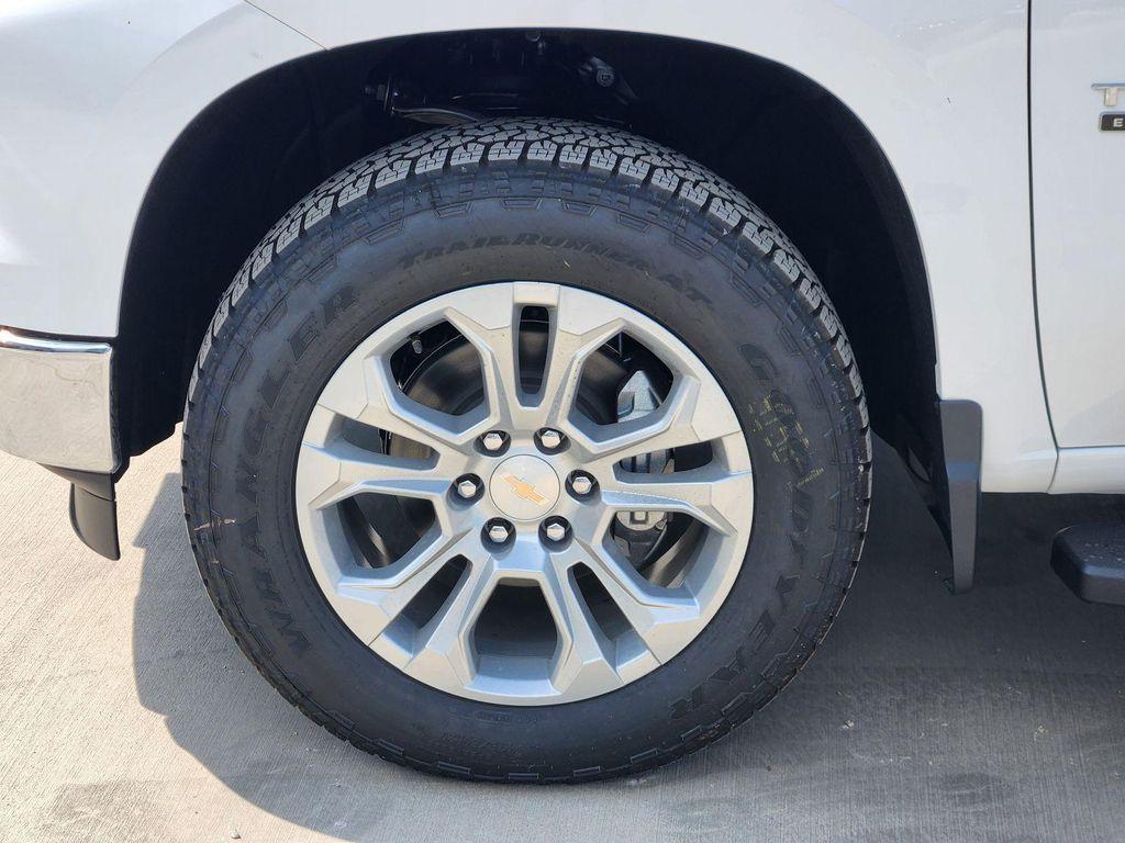 new 2026 Chevrolet Silverado 1500 car, priced at $70,040