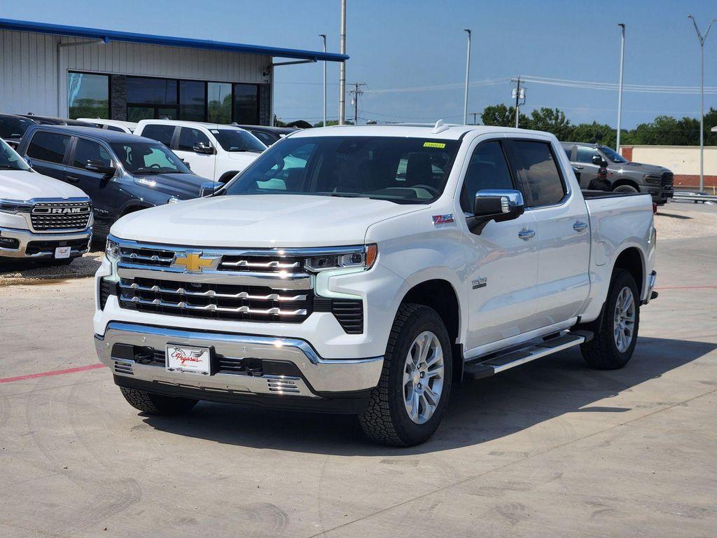 new 2026 Chevrolet Silverado 1500 car, priced at $70,040