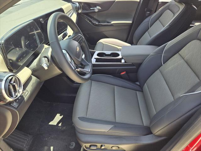 new 2025 Chevrolet Equinox car, priced at $35,600