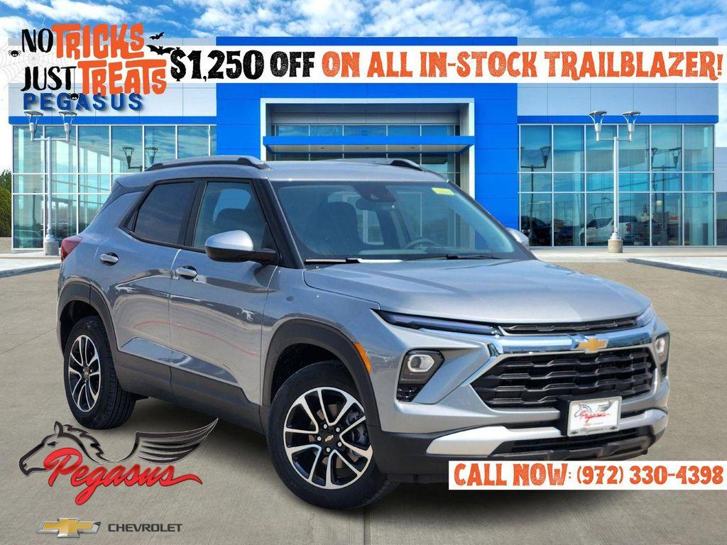 new 2026 Chevrolet TrailBlazer car, priced at $29,075