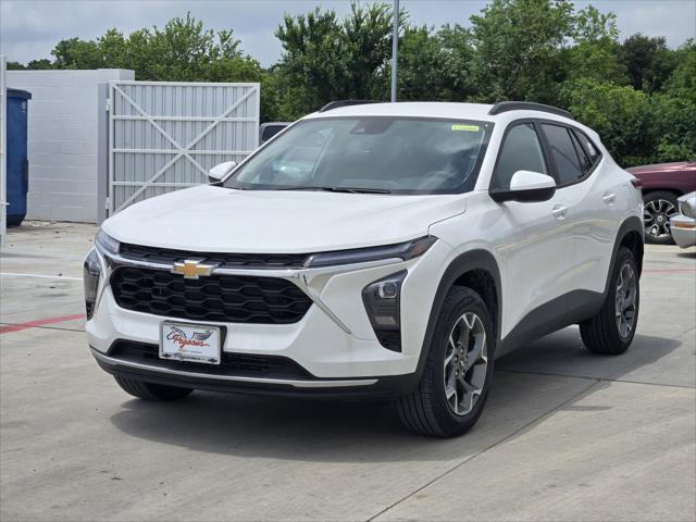 new 2025 Chevrolet Trax car, priced at $24,935