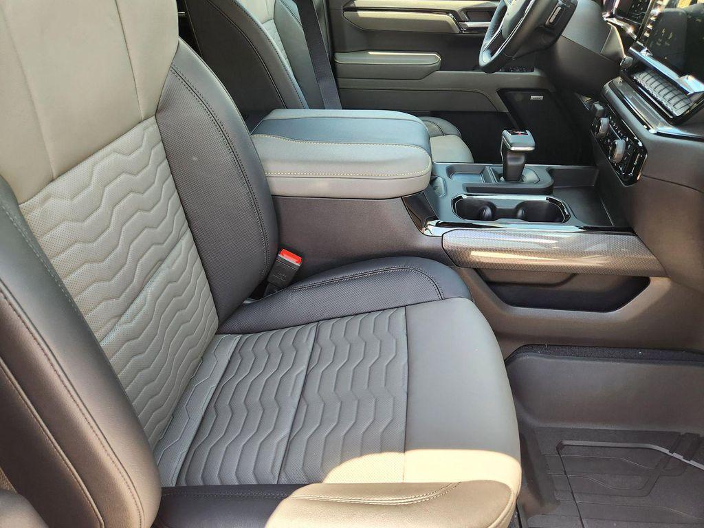 new 2025 Chevrolet Silverado 1500 car, priced at $78,565