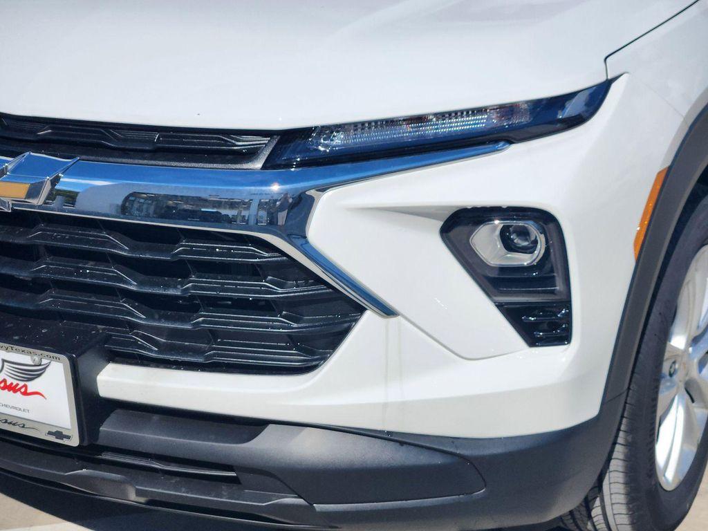 new 2026 Chevrolet TrailBlazer car, priced at $26,475