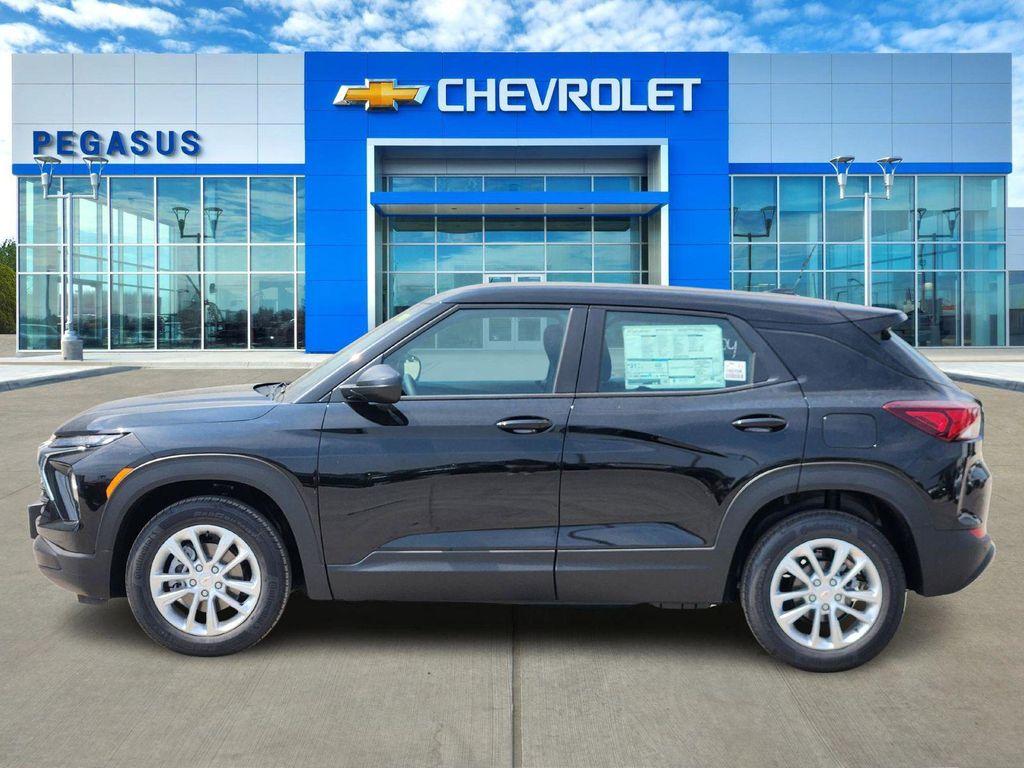 new 2026 Chevrolet TrailBlazer car, priced at $25,380