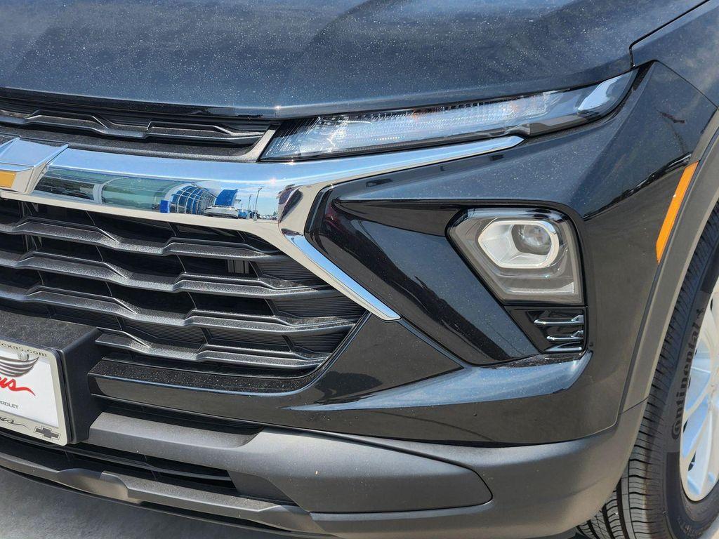 new 2026 Chevrolet TrailBlazer car, priced at $25,380